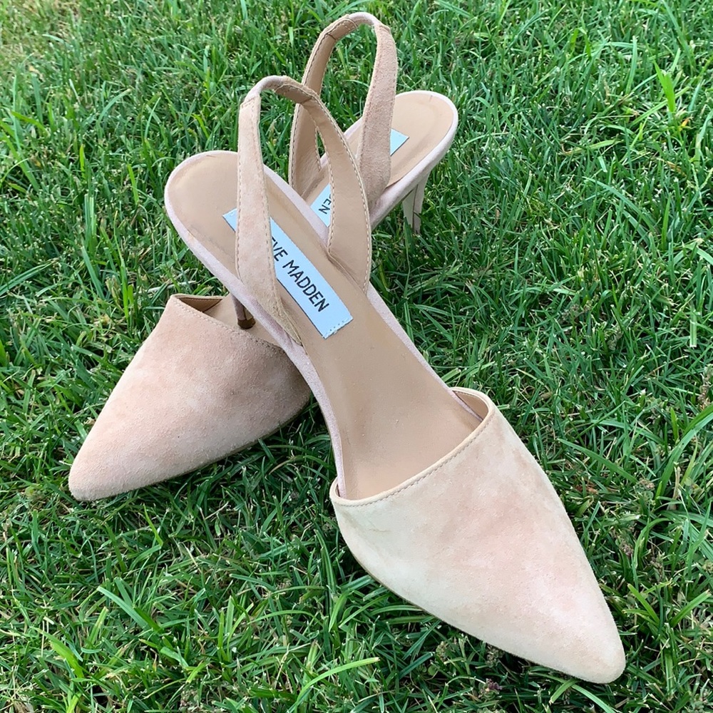 Steve Madden light pink suede pumps - size 8M